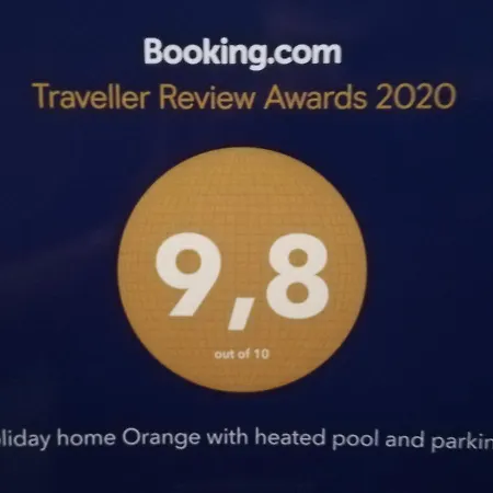 度假居 柑橘度假屋-带温水游泳池和停车场 *