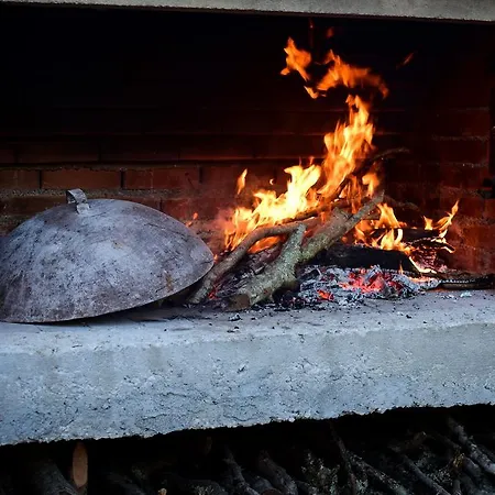 柑橘度假屋-带温水游泳池和停车场 度假居