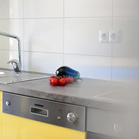 Orange With Heated Pool And Parking Dom wakacyjny *